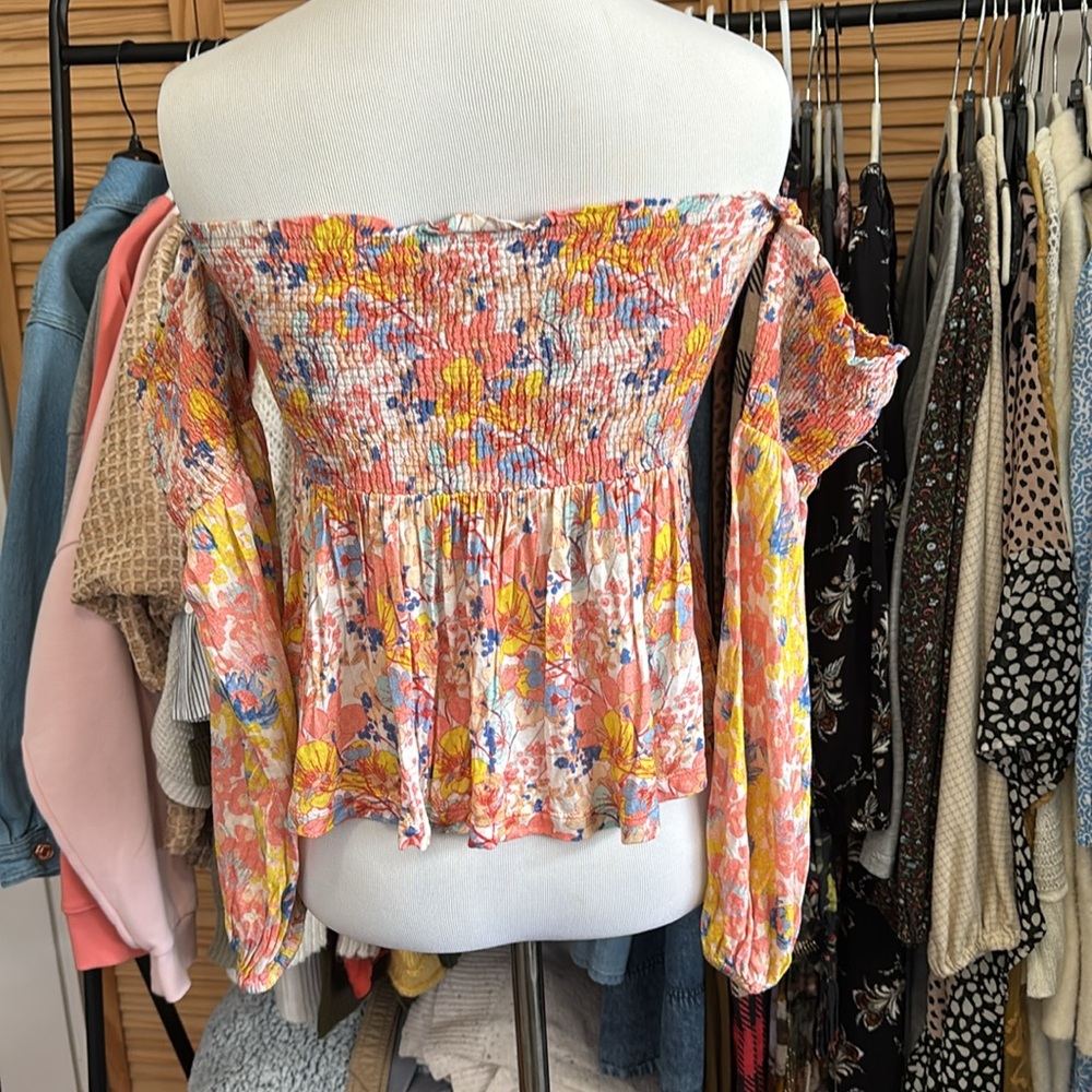 ☀️SOLD☀️Anthropologie - Long Sleeve Off-the-Shoulder - Picture 6 of 10